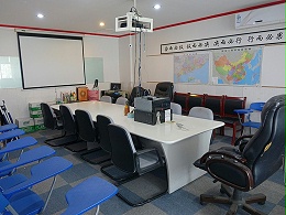 震鑫广告喷绘-会议室